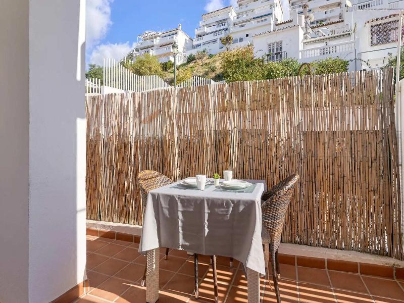 Apartamentos Tura Sticos Almoraide image