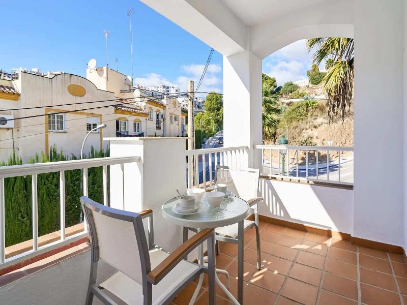 Apartamentos Tura Sticos Almoraide image