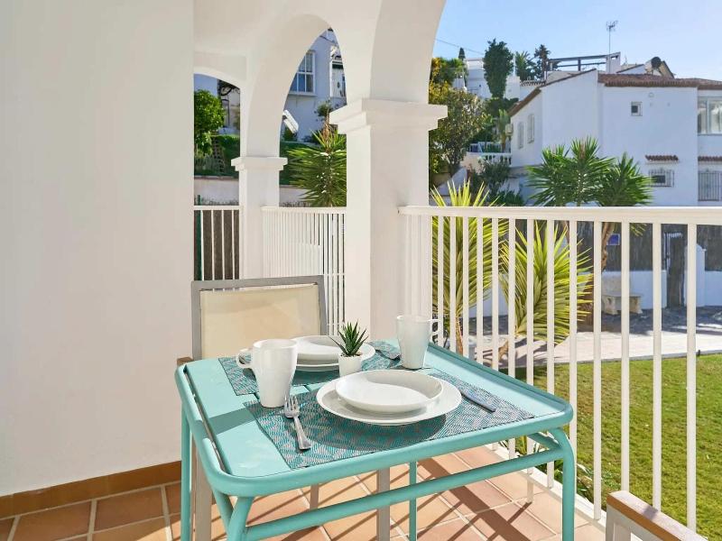 Apartamentos Tura Sticos Almoraide image