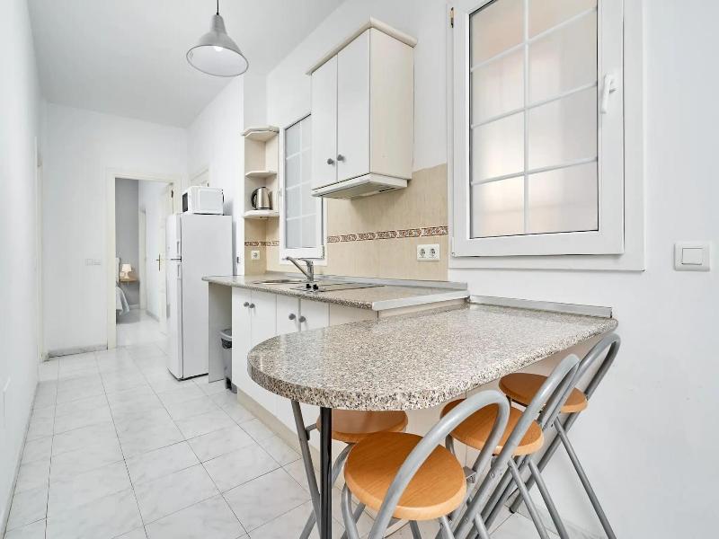 Apartamentos Tura Sticos Almoraide image