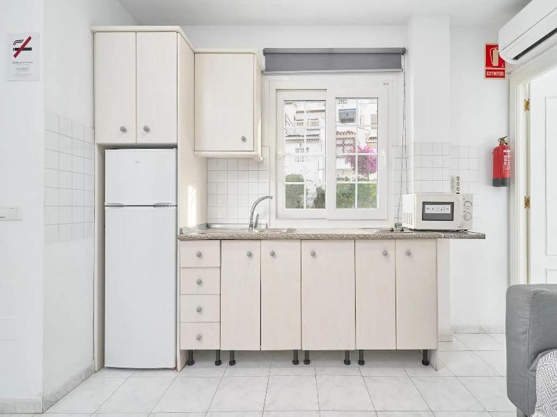 Apartamentos Tura Sticos Almoraide image