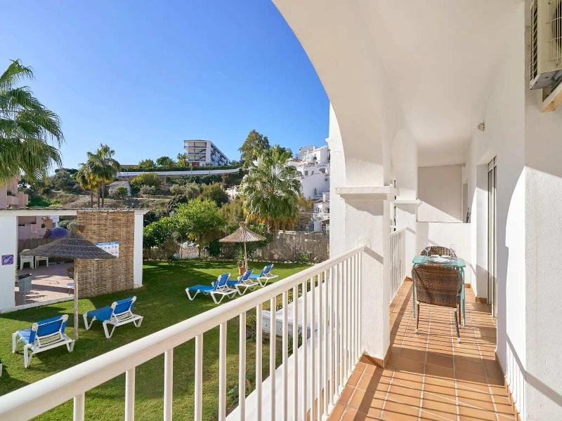 Apartamentos Tura Sticos Almoraide image