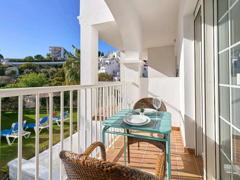 Apartamentos Tura Sticos Almoraide image