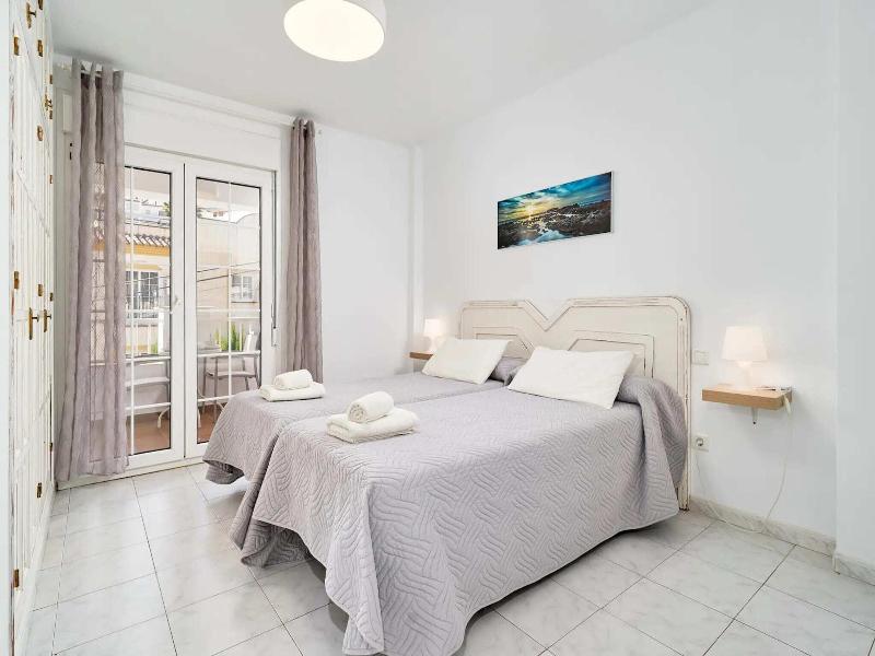 Apartamentos Tura Sticos Almoraide image