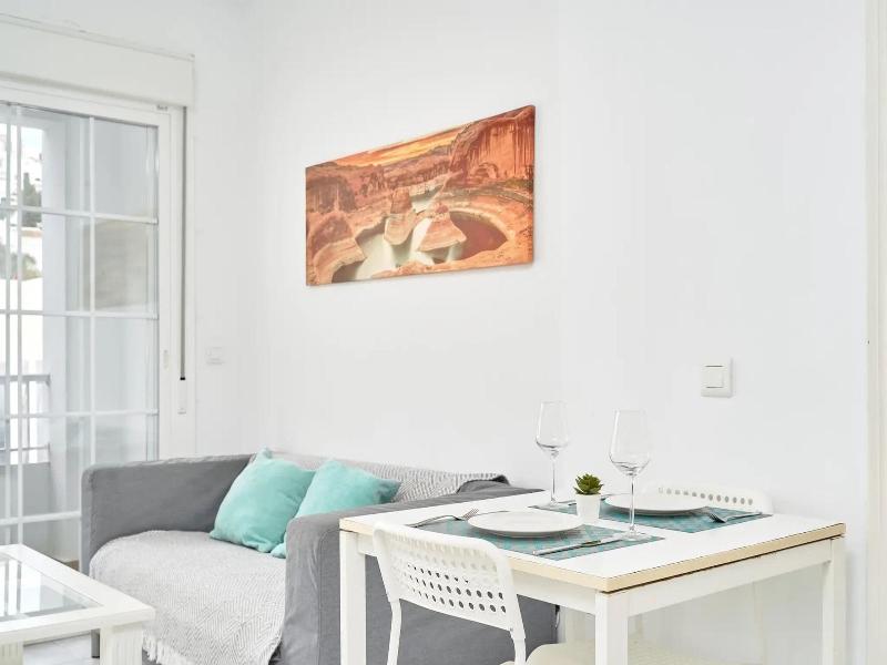 Apartamentos Tura Sticos Almoraide image