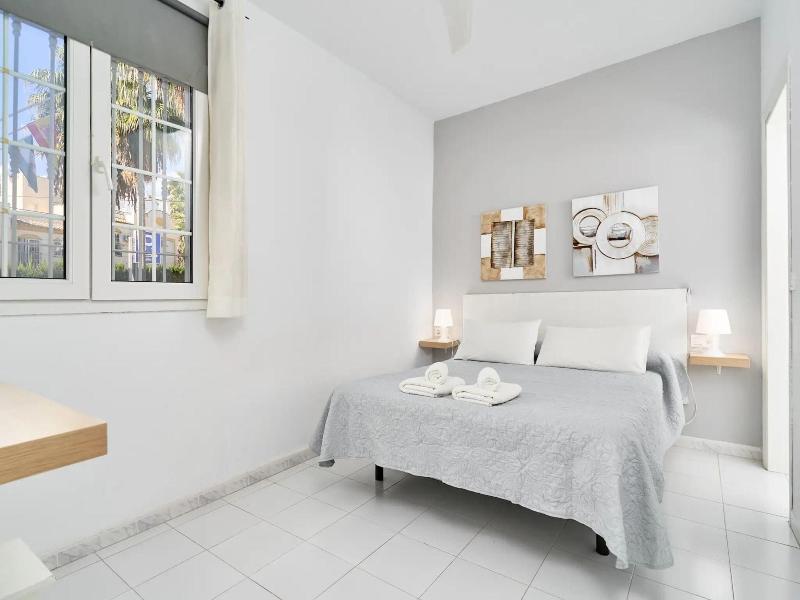 Apartamentos Tura Sticos Almoraide image