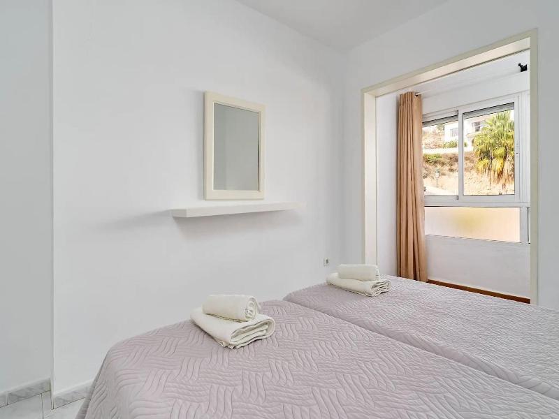 Apartamentos Tura Sticos Almoraide image