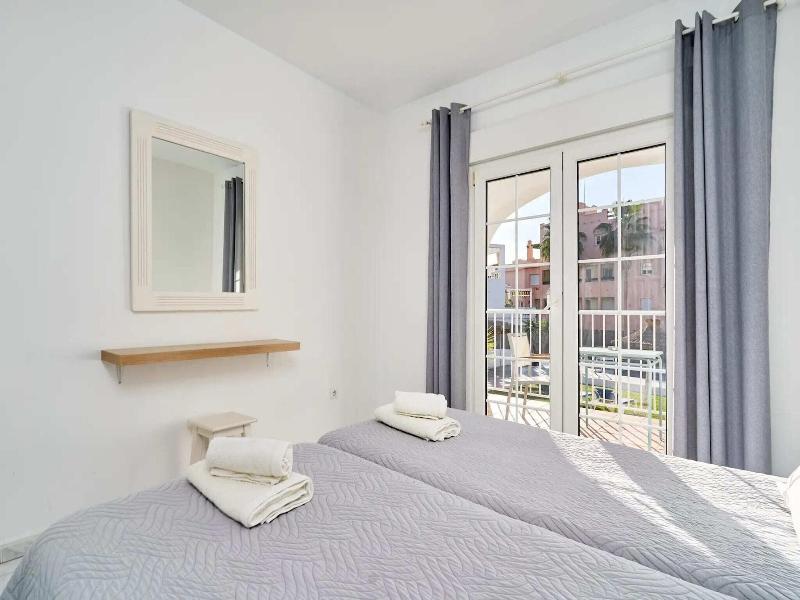 Apartamentos Tura Sticos Almoraide image