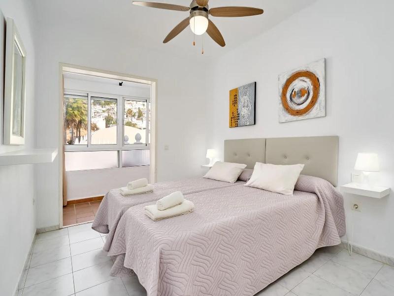 Apartamentos Tura Sticos Almoraide image