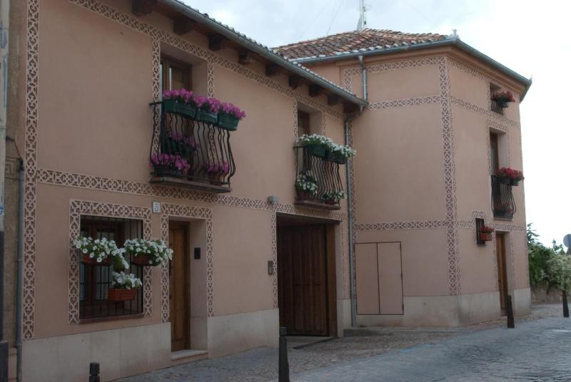 Villa Don Juan Ii image