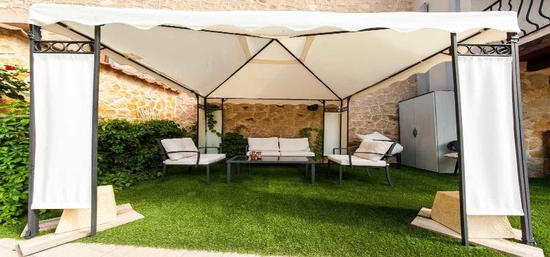 Villa Don Juan Ii image