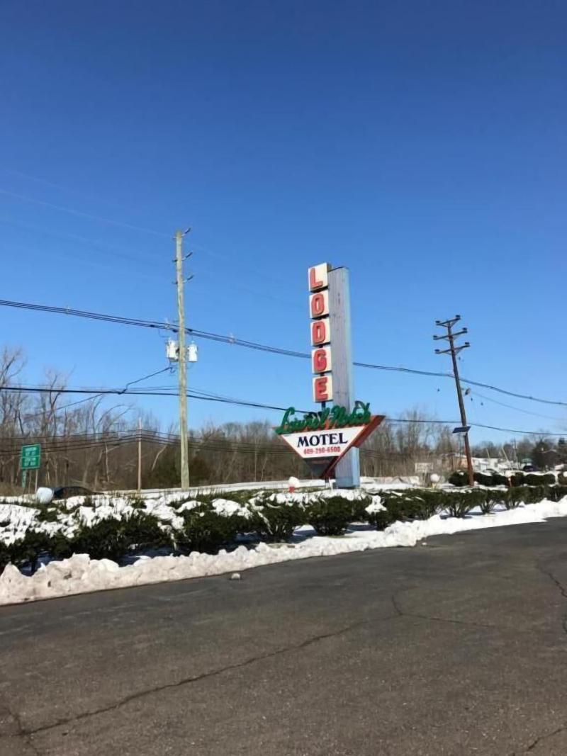 Laurel Notch Motel image