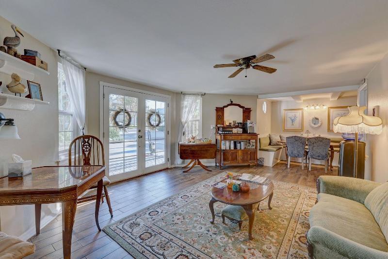 Pelican Cove Inn image