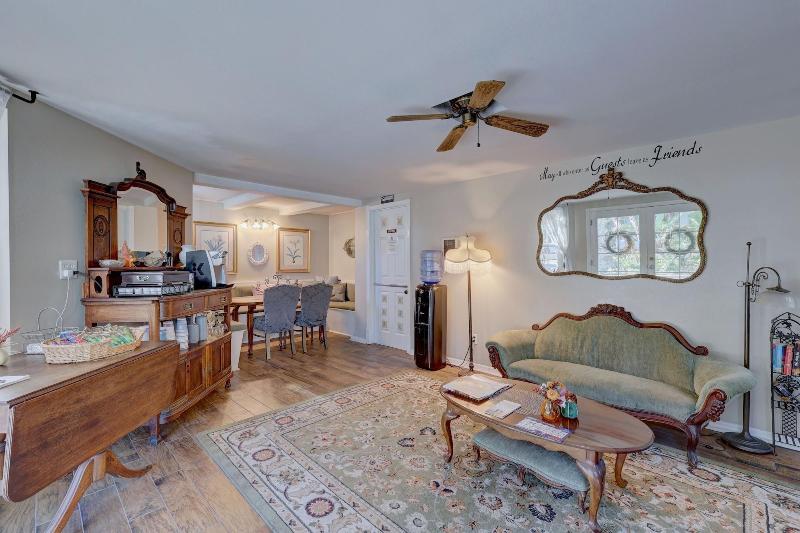 Pelican Cove Inn image