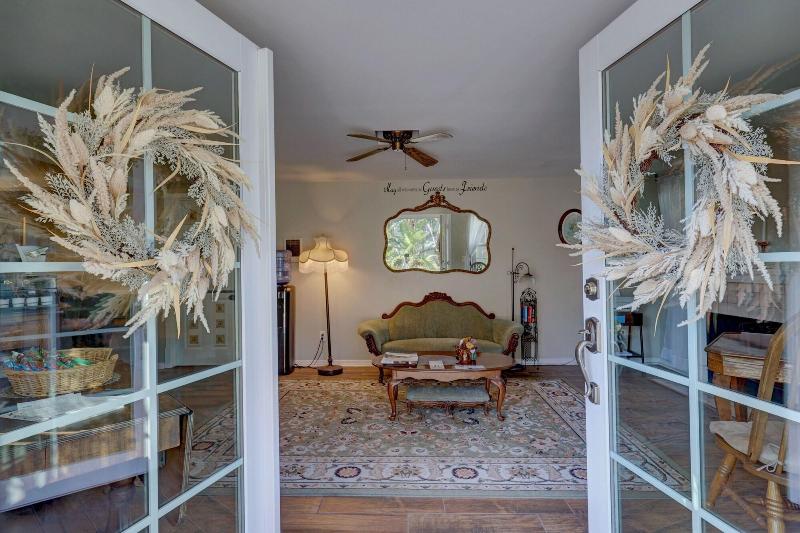 Pelican Cove Inn image
