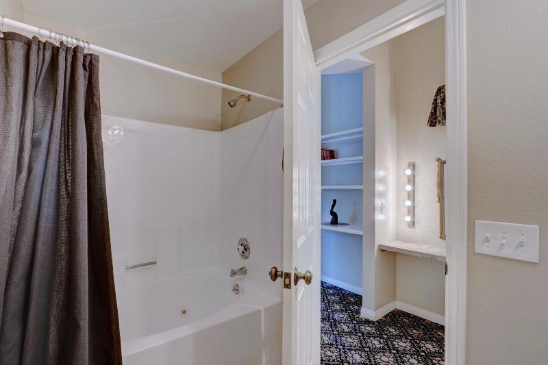 Pelican Cove Inn image