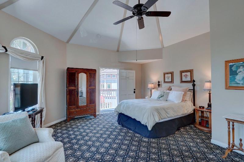Pelican Cove Inn image
