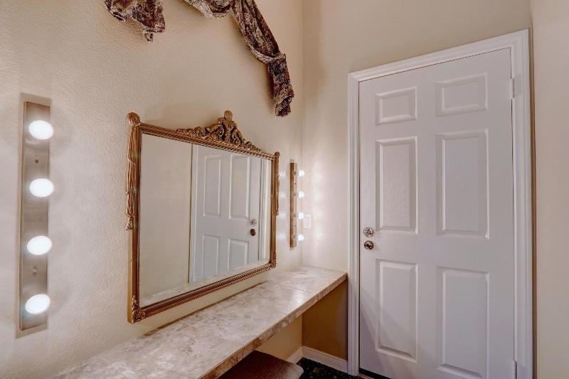 Pelican Cove Inn image