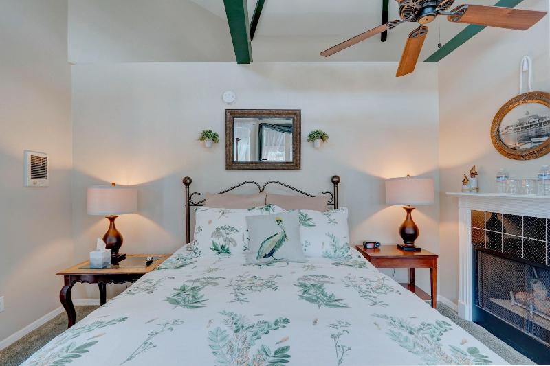 Pelican Cove Inn image
