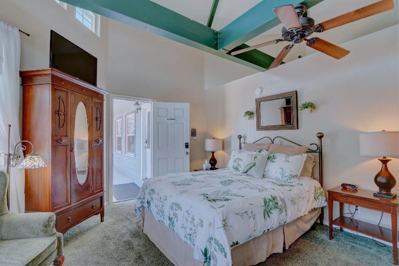 Pelican Cove Inn image