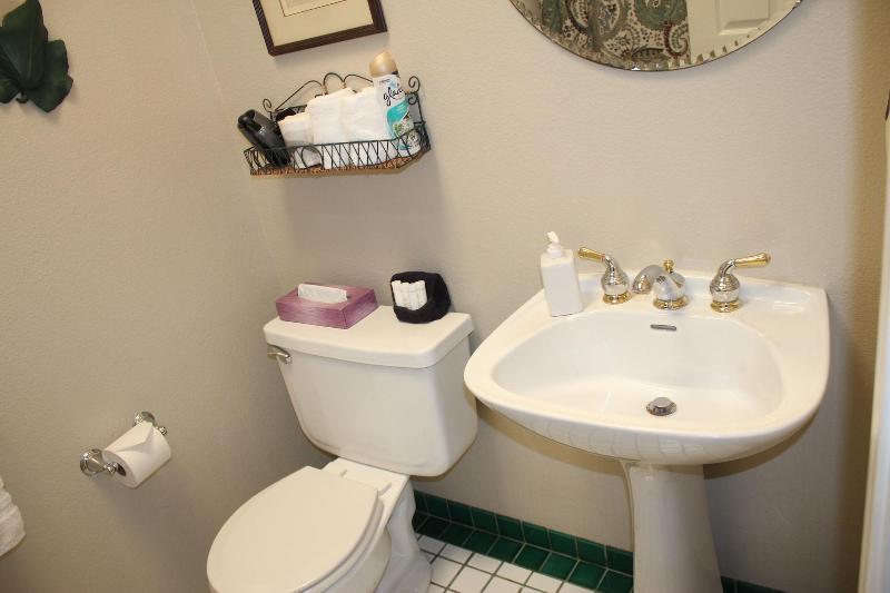 Pelican Cove Inn image