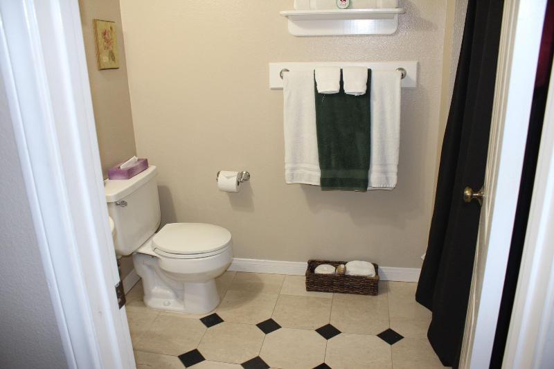 Pelican Cove Inn image