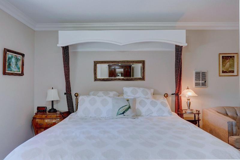 Pelican Cove Inn image