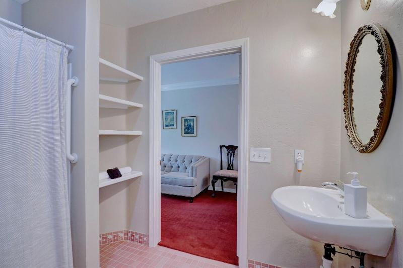 Pelican Cove Inn image
