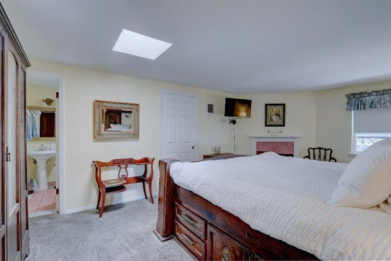 Pelican Cove Inn image