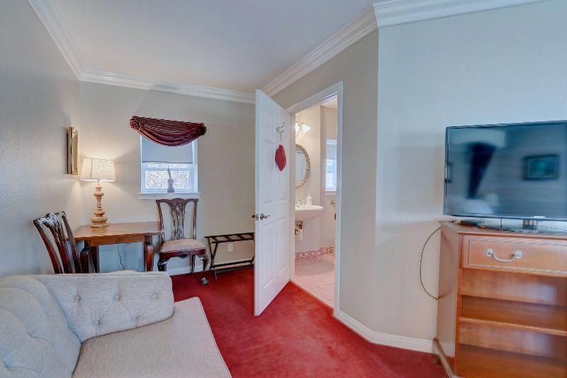 Pelican Cove Inn image