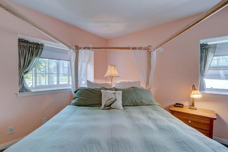Pelican Cove Inn image