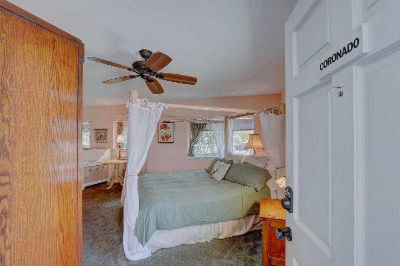 Pelican Cove Inn image