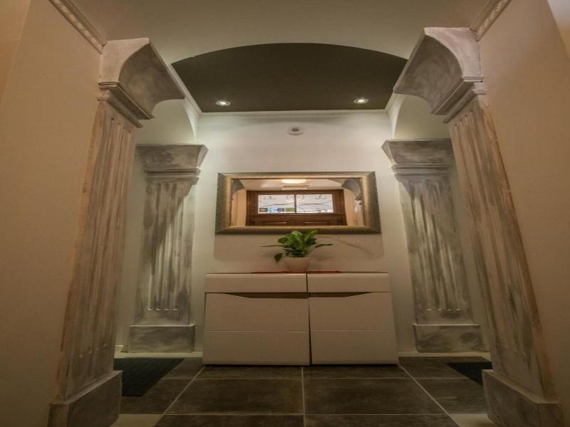 Jr Luxury Guesthouse 2