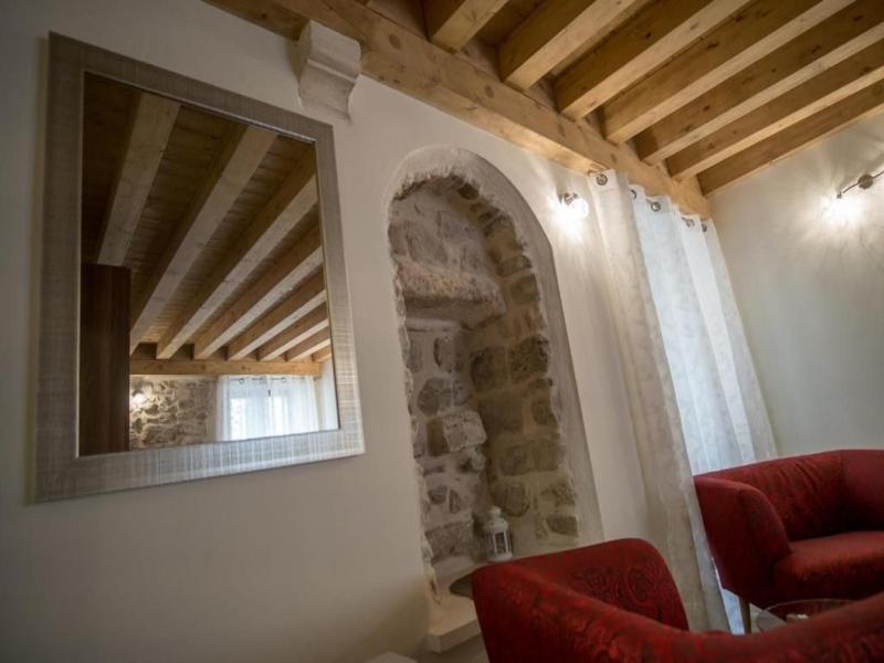 Jr Luxury Guesthouse 2