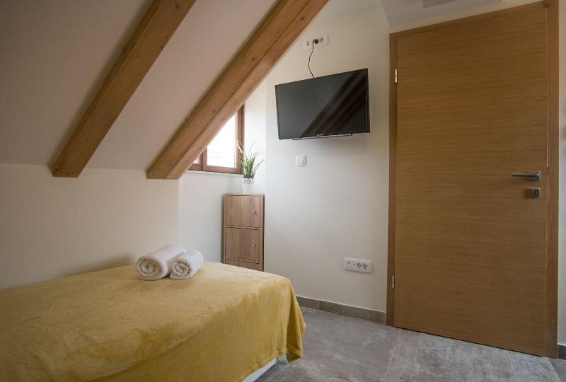 Jr Luxury Guesthouse 2 image