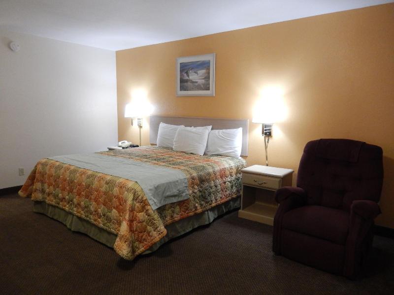 Pearsall Executive Inn image