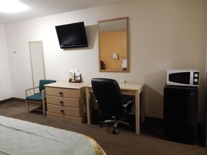 Pearsall Executive Inn image