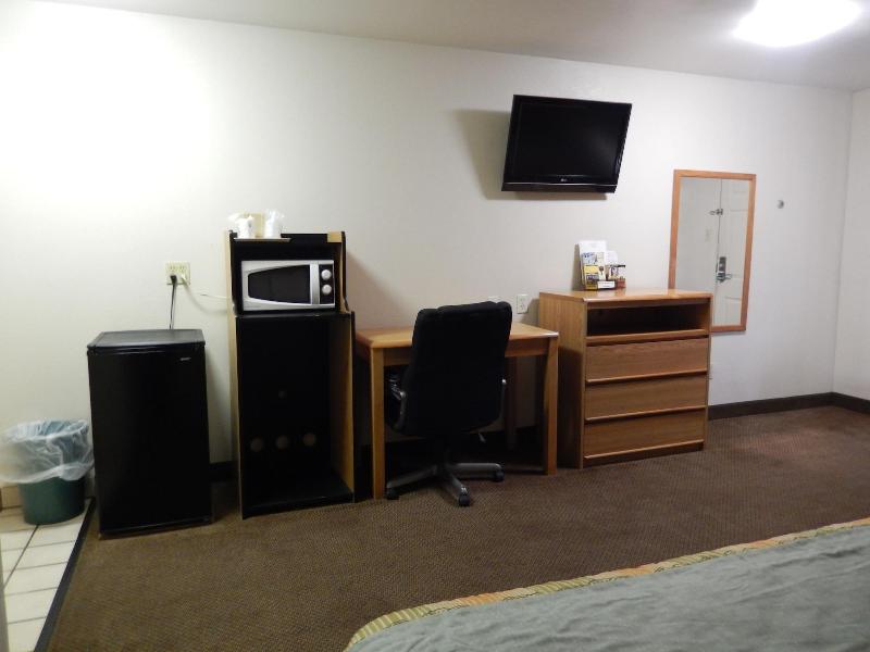 Pearsall Executive Inn image