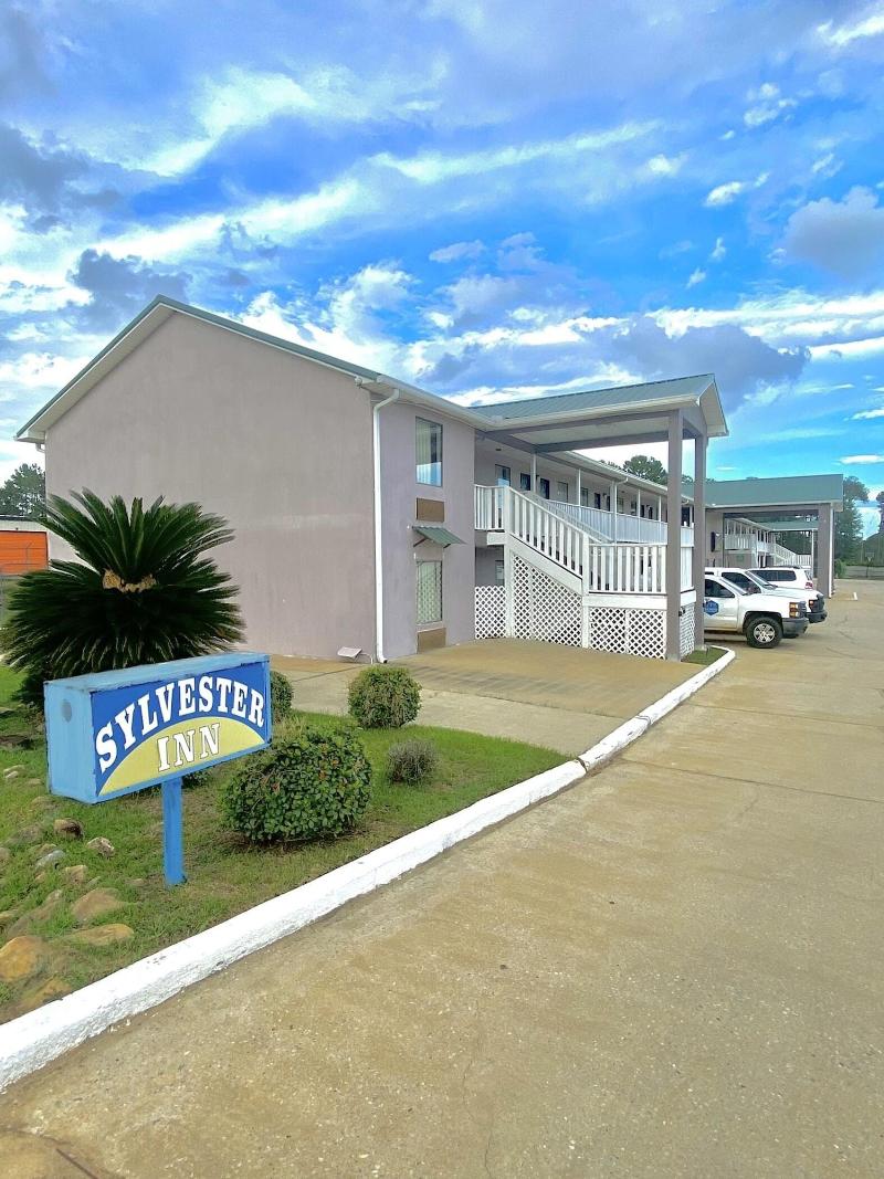 Sylvester Inn — general view