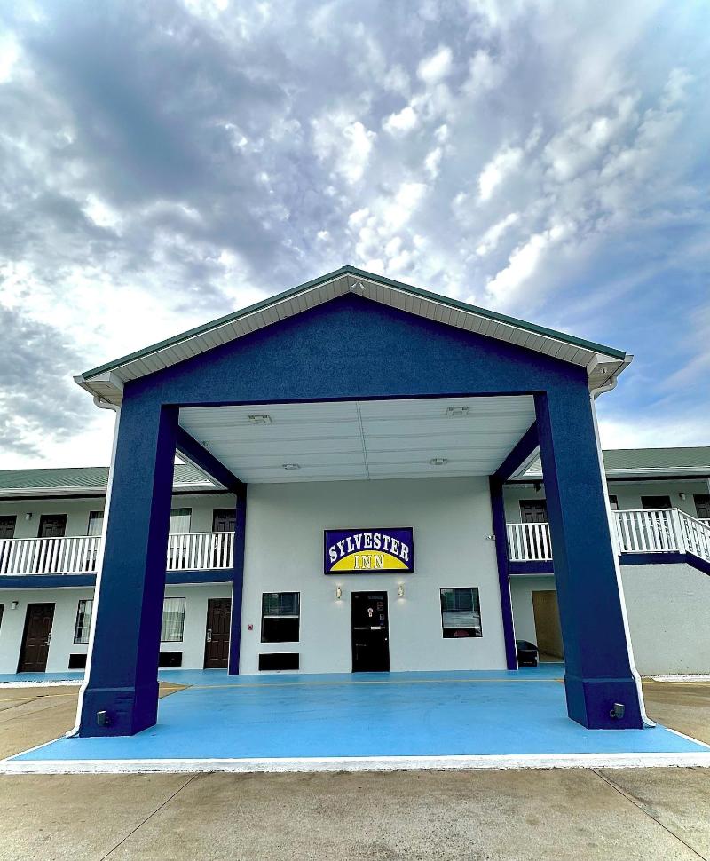 Sylvester Inn — general view