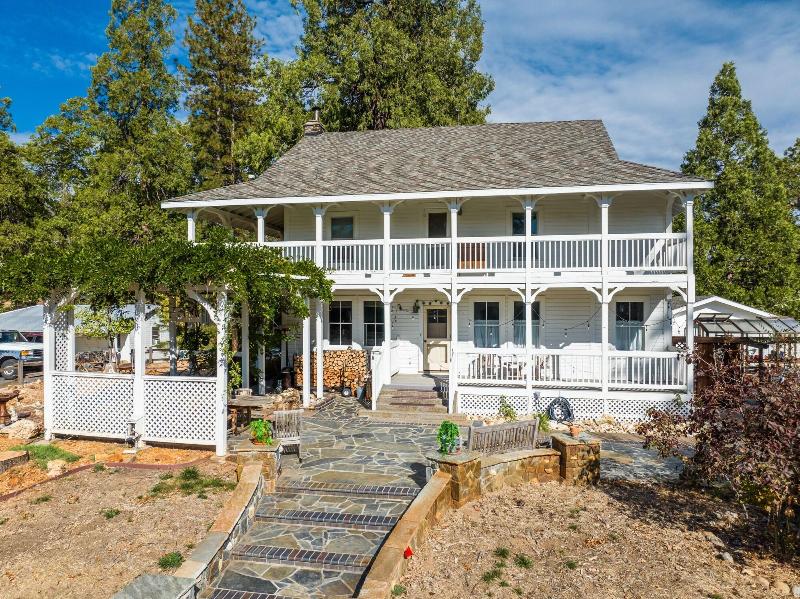 Inn At Sugar Pine Ranch image