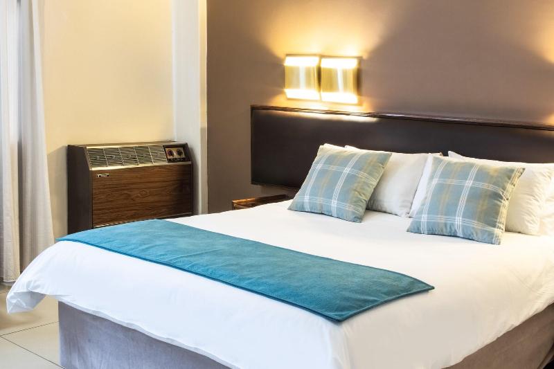 Elgro Hotel image