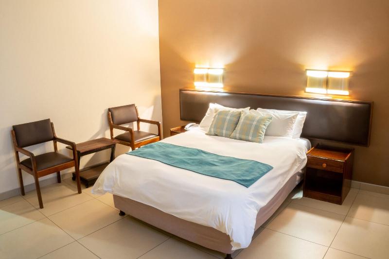 Elgro Hotel image