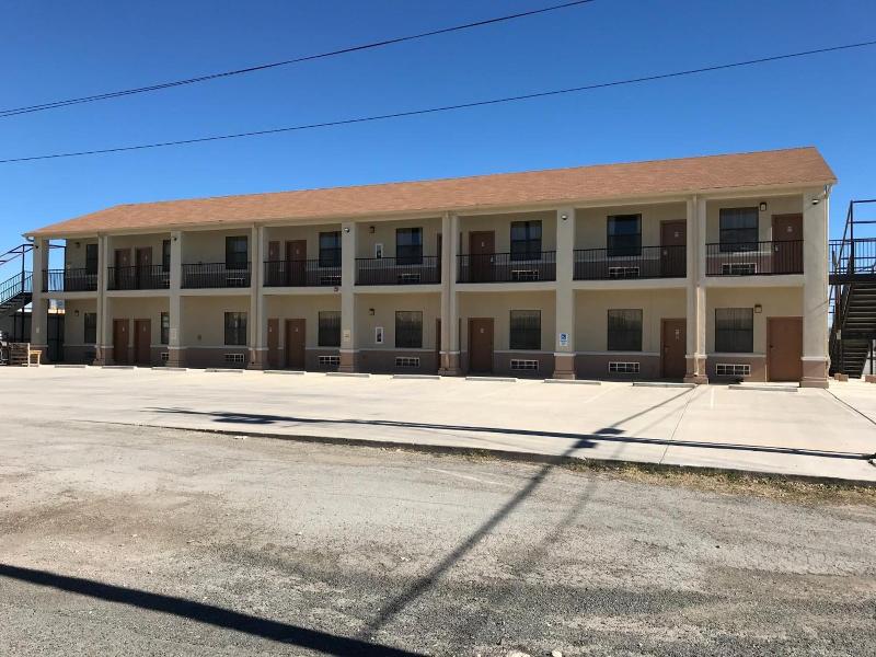Big Lake Inn Suites