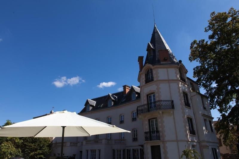 Chateau Les 4 Saisons image