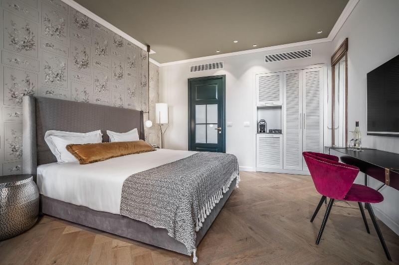 Zamarin Hotel image