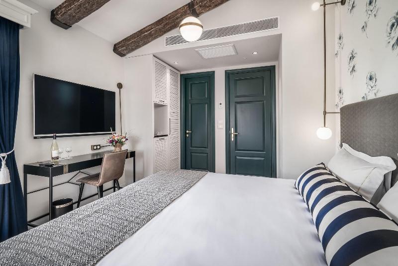 Zamarin Hotel image