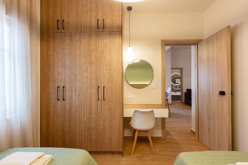 Lilys Apartments image