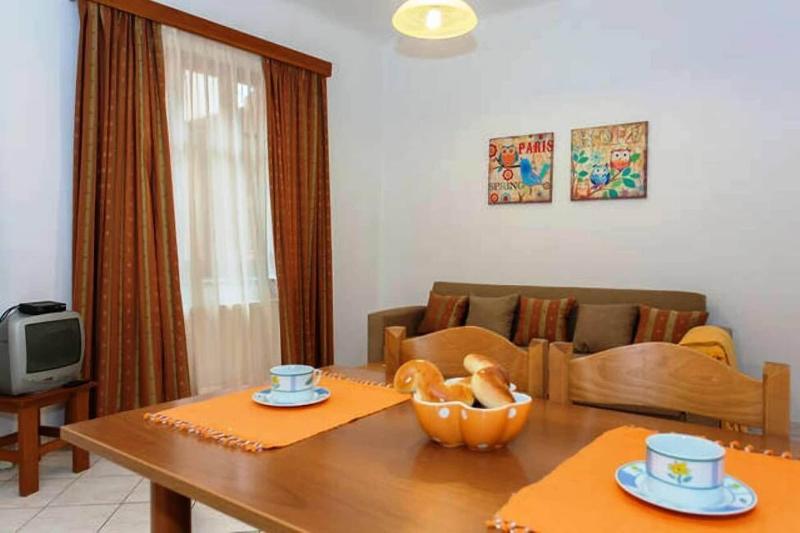 Lilys Apartments image