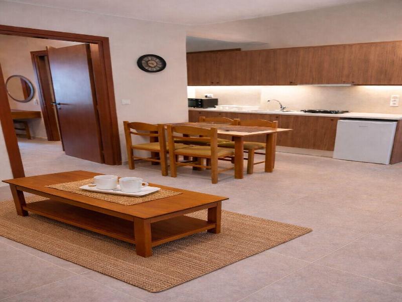 Lilys Apartments image
